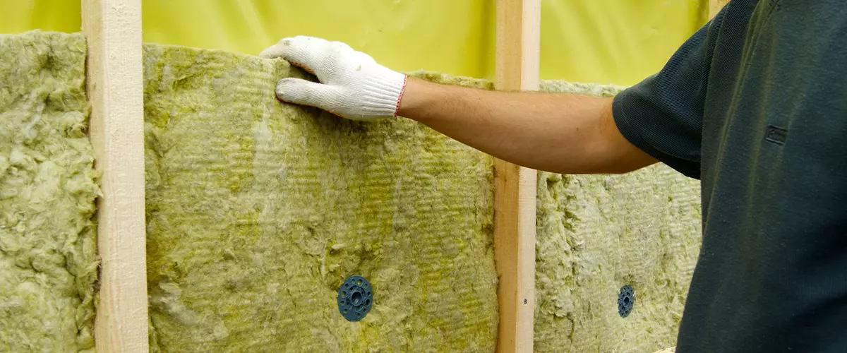 exterior insulation of the house with mineral wool